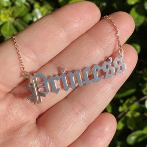 OLD ENGLISH PRINT NAMEPLATE PRINCESS CHAIN NECKLAC